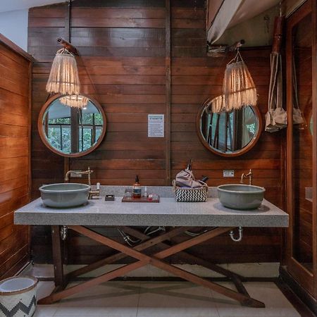 فندق Galalima Glamping By Agata Meliling الغرفة الصورة