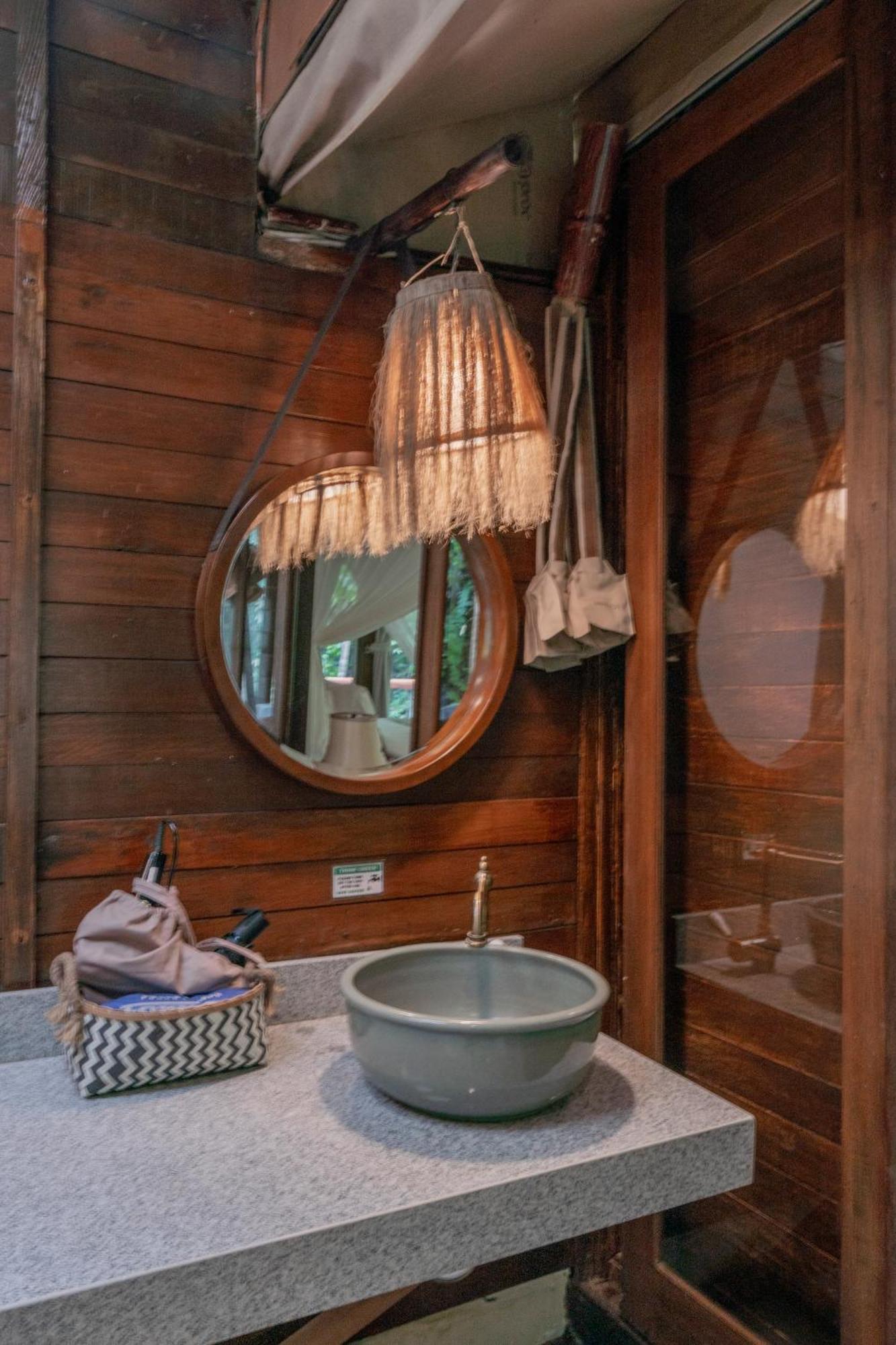 فندق Galalima Glamping By Agata Meliling الغرفة الصورة